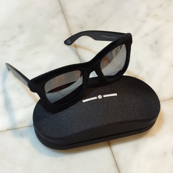 Italia Independent Accessories - Chiara Ferragni Velvet Effect Square Sunglasses